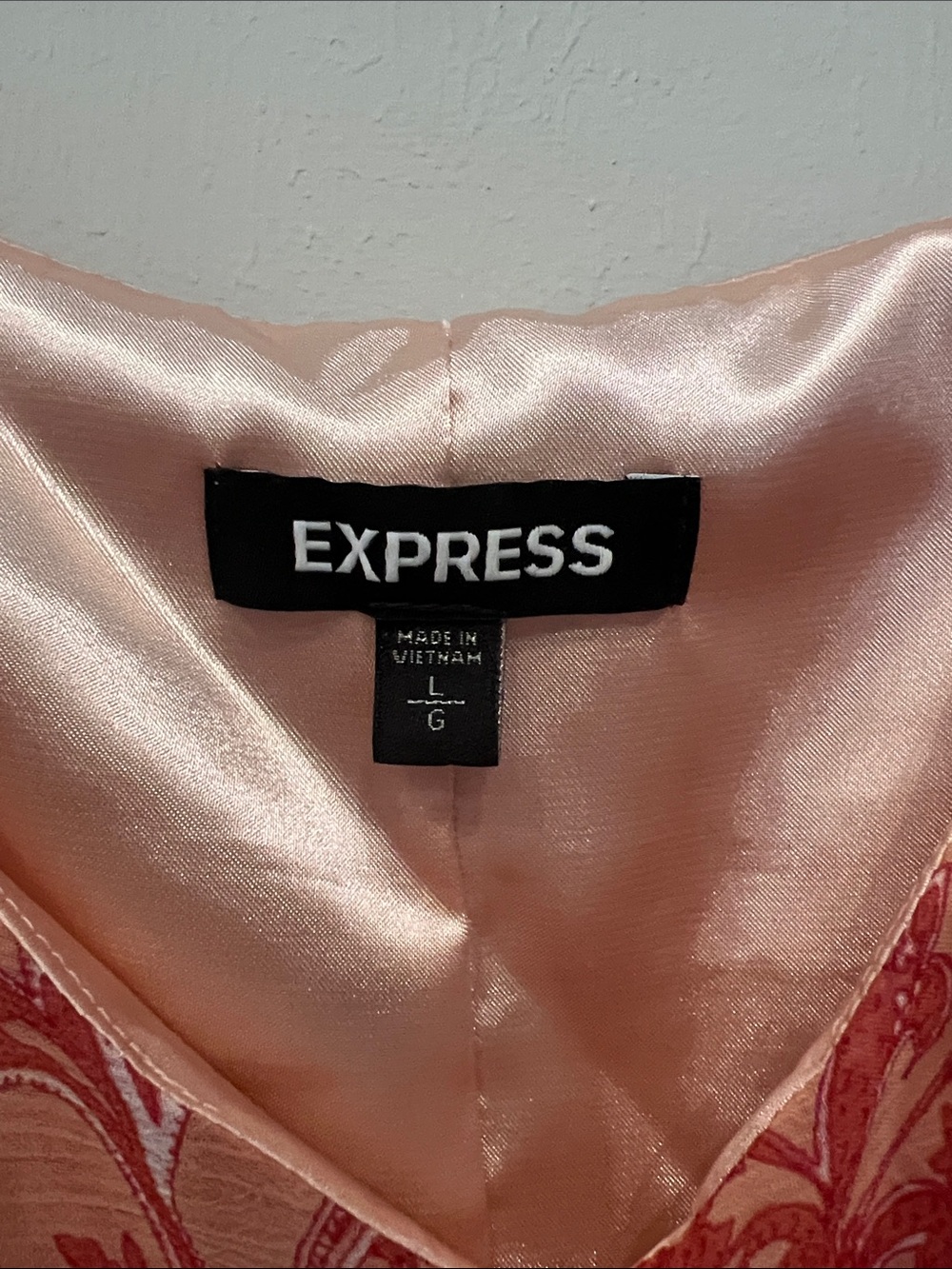 Express Pink Paisley Ruffle Pearl-Button Camisole - Picture 3 of 6